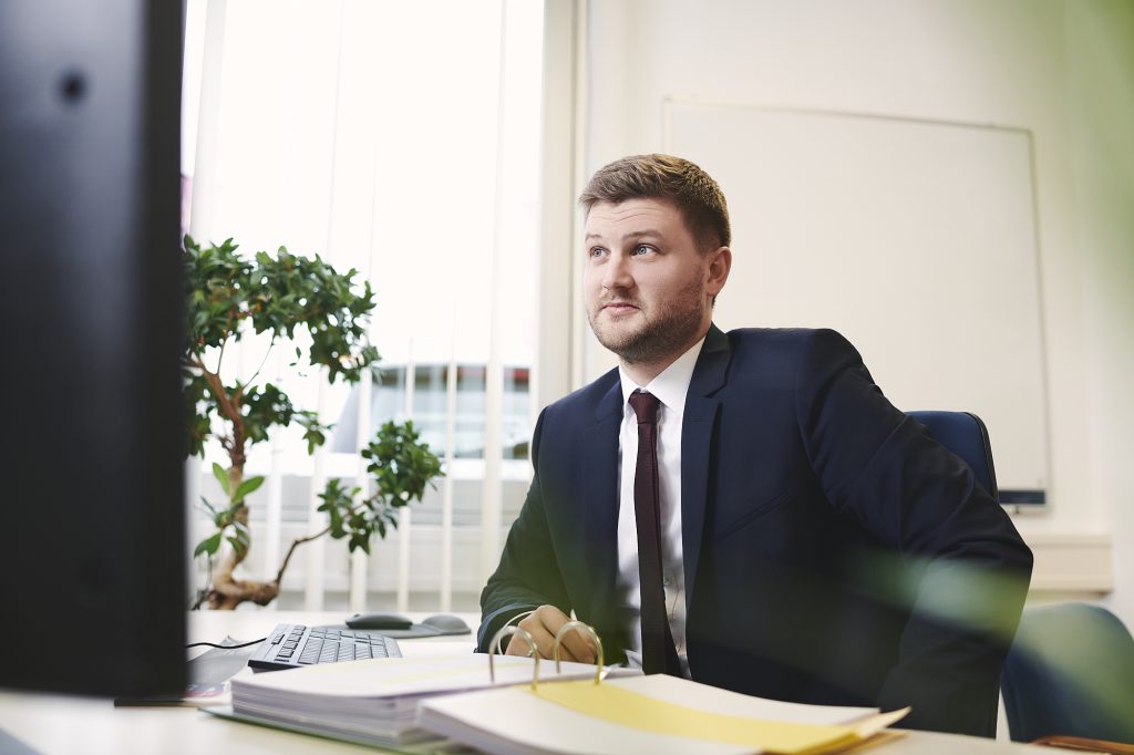 Wirtschaftsprüfer Jonas Borchard bei Friedrichs & Partner